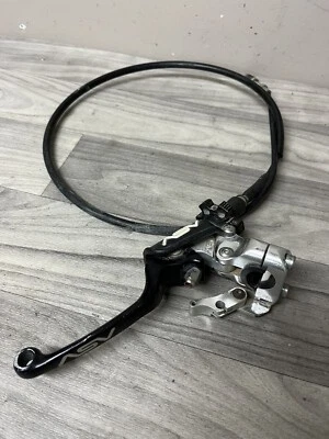 2008 03-08 YAMAHA YZ450F ASV CLUTCH LEVER PERCH MOUNT BRACKET CABLE HOT START - Image 1 of 4