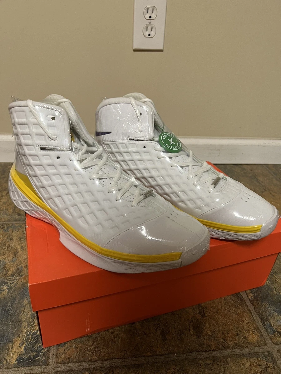 Preços baixos em Nike Zoom Kobe 3 SL MVP | eBay