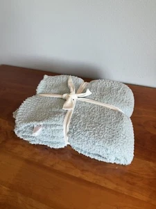 Brand New Mint Nordstrom Rack Aqua Soft Fuzzy Cozy Home Throw Aquamarine New - Picture 1 of 24