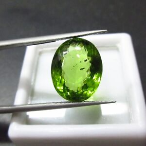 10.5Ct NATURAL CEYLON PERIDOT SPARKLY PLEASING TOP GREEN COLOR TRANSPARENCY