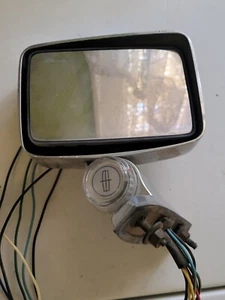 Vintage 85-89 Lincoln town car power heated mirror with built-in thermometer - Picture 1 of 12