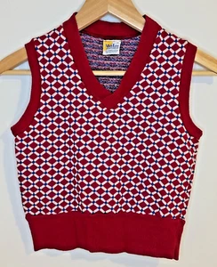 Child's ManLee V-Neck Sweater Vest size 12 Wine and Blue Diamond Pattern - Picture 1 of 7