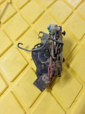 1999-2006 FORD F-150 LEFT REAR DOOR LOCK ACTUATOR F81B-25218B21 OEM USED PART - Image 1 of 3