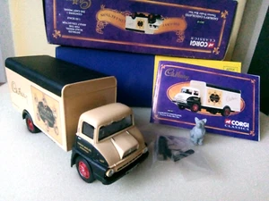 Corgi Classics 30310 - Cadburys Chocolates -Thames Trader Van - Dog & Mirrors - Picture 1 of 9