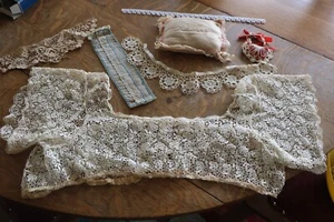 (Old)7 Tatting/Lace Pcs: Lds Blouse top, Baby Pillow, Heart sachet, Bkmrk, More - Picture 1 of 8