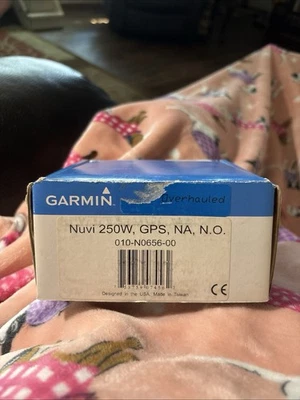 GARMIN Nuvi 250W, GPS, NA, N.O. 010-N0656-00 With Extras UNTESTED - Image 1 of 4