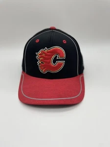 CAPPELLO HOCKEY ADIDAS CALGARY FLAMES S/M logo berretto logo ricamato flex fit S/M - Foto 1 di 10