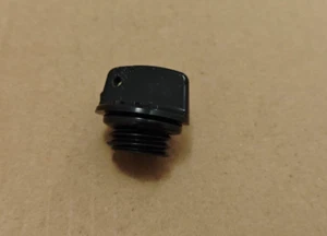 TAPPO OLIO HONDA 15611KA4710 - per crf 450 e molte altre moto - Foto 1 di 2