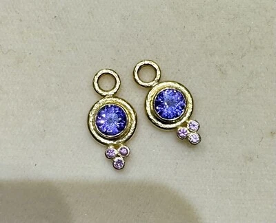 Dijes de zafiro púrpura de oro amarillo de 19kt para aros Elizabeth Locke Foto 1 de 2
