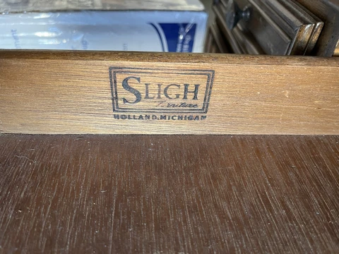 Sligh Furniture antique executive desk Cover