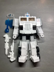 Transformers AGE OF THE PRIMES Ultra Magnus Deluxe Figure 100% Complete Mint - Picture 1 of 2