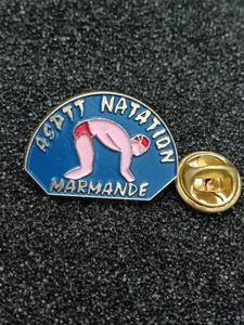 Pin's Pins Pin ENAMEL 18 FRANCE Lot et Garonne Ville ASPTT NATATION "MARMANDE" - Imagen 1 de 2