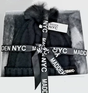 Steve Madden NYC Black Hat Pom Light Gray Plaid Scarf Gift Set Boxed NIB - Picture 1 of 4