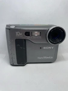 Sony Mavica MVC-FD73 10X Optical Zoom Digital Still Camera Turns On Parts Repair - Picture 1 of 5