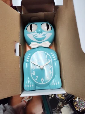 Classic  KIT KAT CLOCK -Full Size - 15.5"- MADE IN THE USA   TURQ. - Image 1 of 3