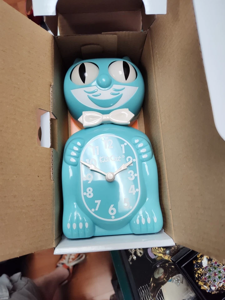 Classic  KIT KAT CLOCK -Full Size - 15.5"- MADE IN THE USA   TURQ. - Image 1 of 3