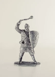 Combatiente con cepillo. Juguete de hojalata soldado 54 mm (1/32) - Imagen 1 de 2