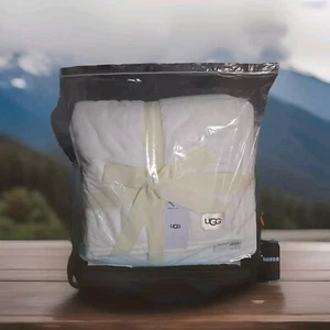 New 100% Authentic UGG Home Collection Soft Duffield Throw II Blanket Cream - Picture 1 of 2