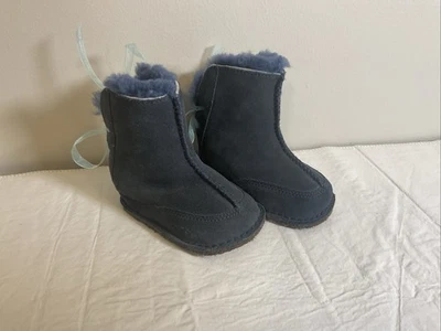 Botas Ugg Infantiles Cuero Gamuza Azul Marino Talla S/N5206 Poco Usadas Foto 1 de 4