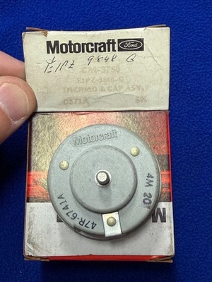 Ford Genuine NOS Motorcraft Choke Thermo & Cap E1PZ-9848-G, CM-3750 - Image 1 of 4