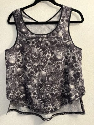 Lululemon Flowabunga Black Angel Wing Floral Run Split Singlet Tank Baú: 18” M - Imagem 1 de 4