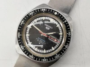 [JUNK] Seiko 5 Sports 6106-8120 Vintage Day Date Automatic Watch wristwatch - Picture 1 of 7