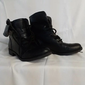 Cliffs by White Mountain Combat Boots Women Sz 8 Great Condition w Plaid flannel - Picture 1 of 8