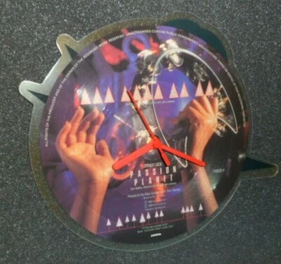 THOMPSON TWINS CLOCK Picture Disc Upcycled Shaped Vinyl Record CLOCK SD4 . - Image 1 of 4