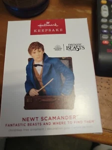 🌟2022 Hallmark Keepsake✨Newt Scamander✨Harry Potter✨ ✨Fantastic Beasts✨NEW✨ - Picture 1 of 1