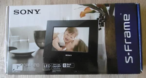 Sony DPF-A71O 7 Inch LCD Digital S-Frame JPG TIFF SD card slots. Black - Picture 1 of 2