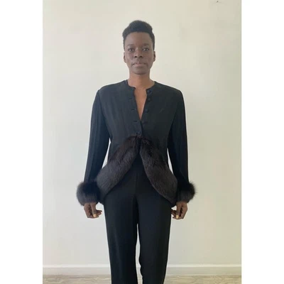 Mono y chaqueta Pauline Trigére negros de la década de 1980 con ribete de piel de zorro / S a M Foto 1 de 4