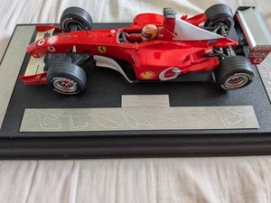 Michael Schumacher Ferrari F2002 F1 1/18 Diecast Model F1 Car - Picture 1 of 5
