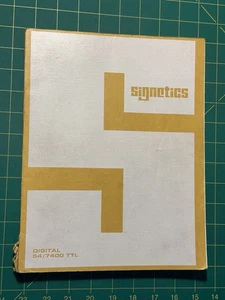 Signetics Digital 54/7400 TTL Technical Manual - Picture 1 of 5