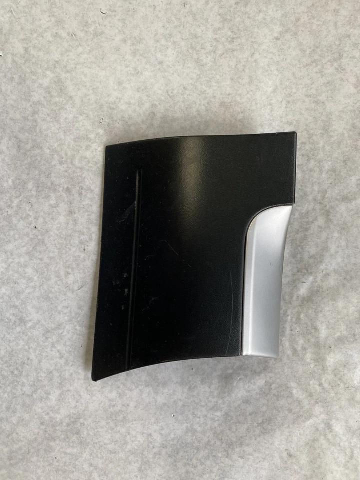 Cubierta de embellecedor inferior izquierda para guardabarros Porsche Cayenne T50719 2003-2010 LH 7L5854959 OEM Foto 1 de 4