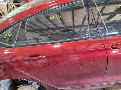  2015 2016 2017 CHRYSLER 200 Passenger Rear Side Door Sedan Electric - Image 1 of 4