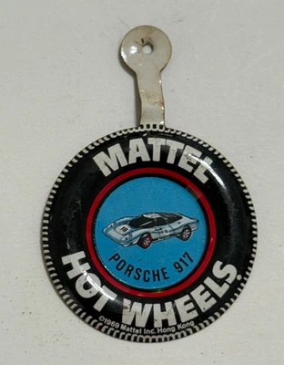 1969 HOT WHEELS REDLINE PORSCHE 917 Tin Hanger Button Hong Kong - Image 1 of 3