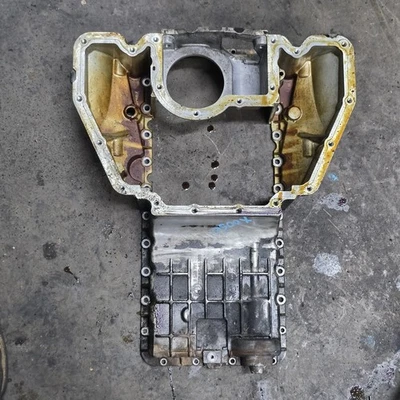 BMW 545i 550i 645i 650i 745i 750i 2004-2010 cárter de aceite del motor 11137544594 OEM usado Foto 1 de 3