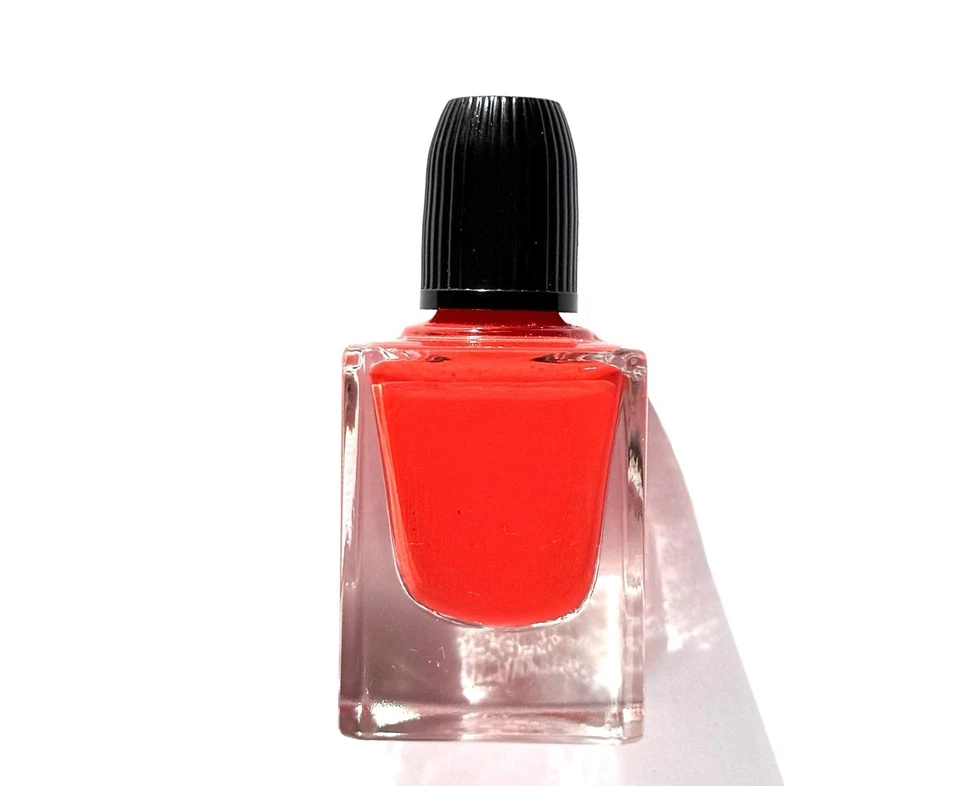 Esmalte de uñas Guerlain Vernis 8,8 ml 042 arco de fuego Foto 1 de 3