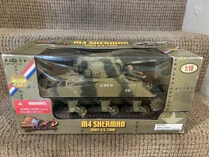 Ultimate Soldier 1:18 U.S. M4 Sherman w/Driver USMC "Coed" Iwo Jima, No. 10121 - Picture 1 of 10