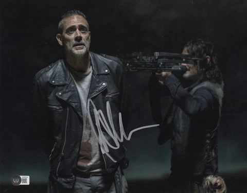 JEFFREY DEAN MORGAN WALKING DEAD SIGNED 11X14 PHOTO AUTOGRAPHED BECKETT BAS COA Cover