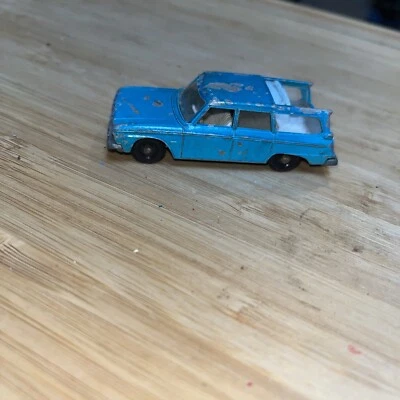 USED Jouet Ancien  Matchbox Lesney 42 Studebaker Lark Wagonaire #122 - Image 1 of 4