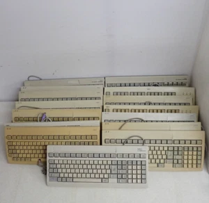 Clavier vintage NEC PC 98 pour NEC PC 98 9801 9821 authentique sans fonctionnement testé - Photo 1/3