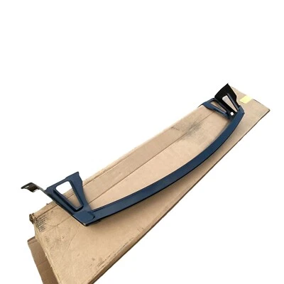 Nuevo de Lote Antiguo Genuino GM 10-16 Cadillac SRX Parachoques Delantero Refuerzo Imp Inferior 20810856 Foto 1 de 4