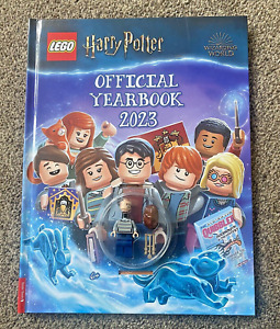 NEW LEGO HARRY POTTER OFFICIAL YEARBOOK 2023 WITH HERMIONE GRANGER MINI FIGURE