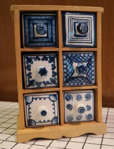Taskets Renaissance spice chest jewelry storage woven basket blue white ceramic Cover