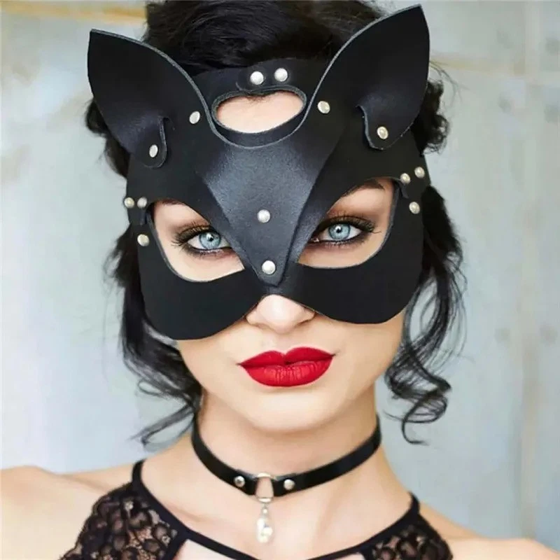 Masque Chat Noir Sexy Femme – Demi Masque Halloween ou Cosplay Mystérieux Cuir - Photo 1/4