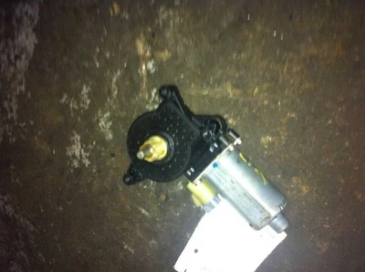 2004 TRAILBLAZER DRIVER LEFT POWER WINDOW MOTOR REAR - Image 1 of 4