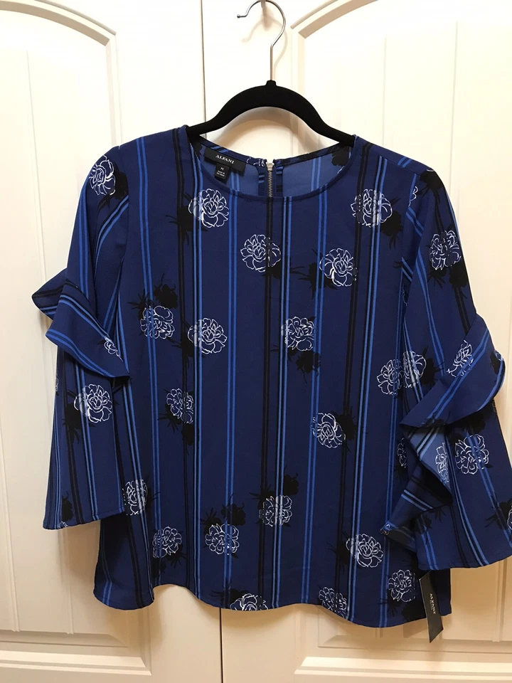 Alfani PS Petite Small Ruffle Sleeve Blue Flower Blouse P011
