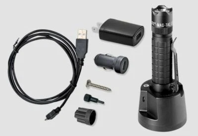 NUEVA Linterna Maglite Mag-Tac LED Recargable Cabezal Coronado 671 Lúmenes TRM1RA4 Foto 1 de 3