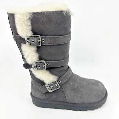 Botas UGG Maddi Gris Carbón Niños Niñas Hebilla Gamuza Piel de Oveja 1001520 CHRC Foto 1 de 4